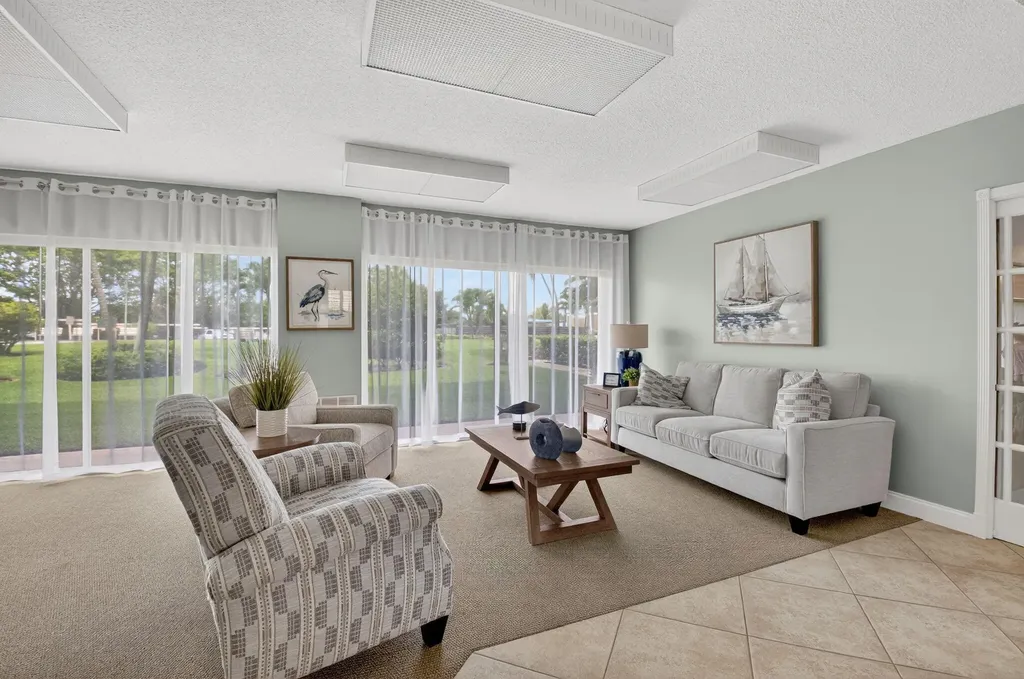 555 NW 4 Avenue Boca Raton FL 33432