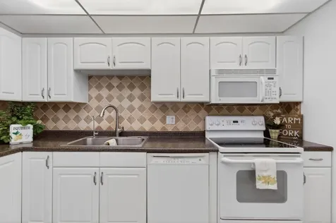 555 NW 4 Avenue Boca Raton FL 33432
