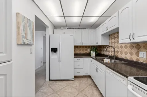555 NW 4 Avenue Boca Raton FL 33432