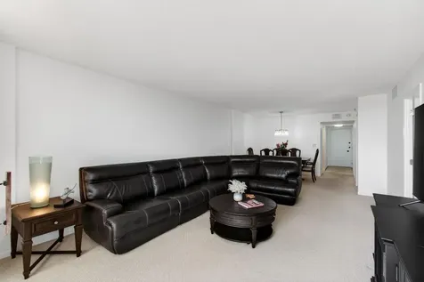 555 NW 4 Avenue Boca Raton FL 33432