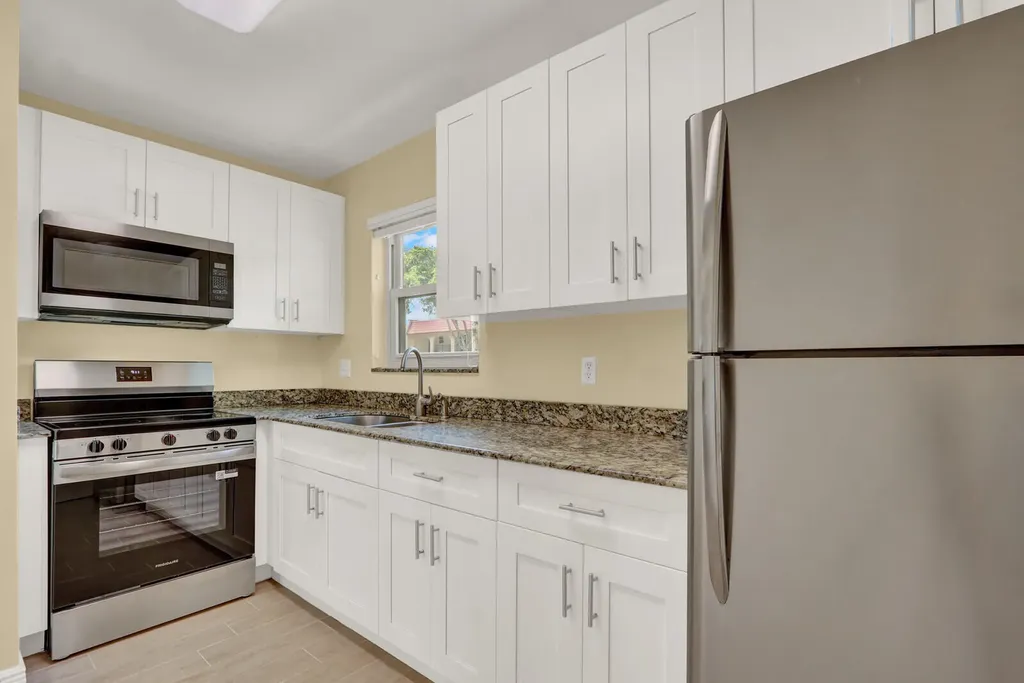 201 Lake Frances Drive West Palm Beach FL 33411