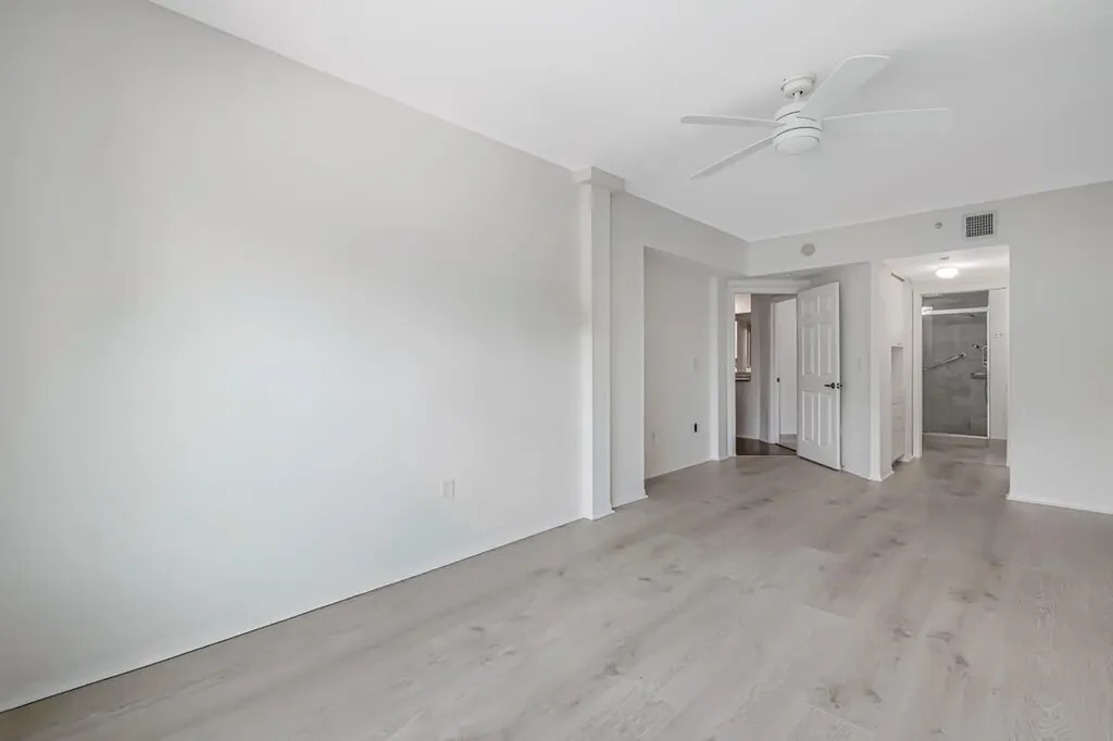 2105 Lavers Circle Delray Beach FL 33444