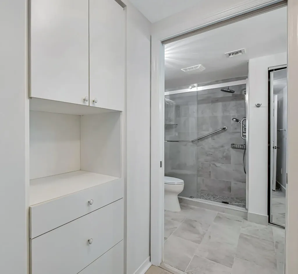 2105 Lavers Circle Delray Beach FL 33444