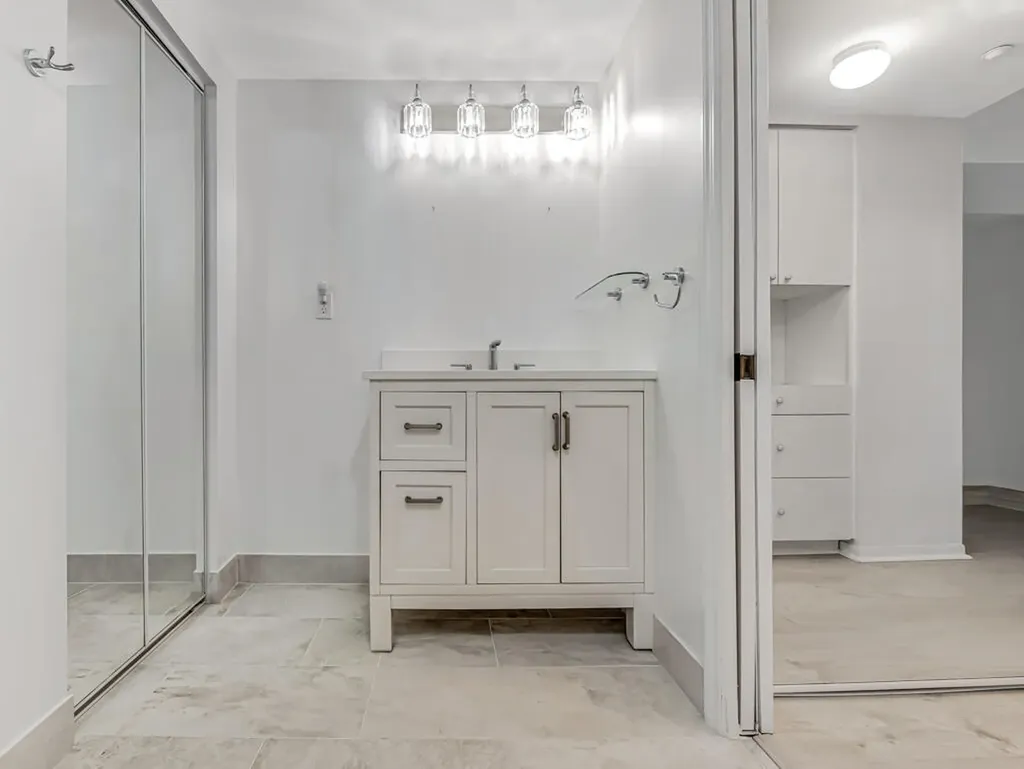 2105 Lavers Circle Delray Beach FL 33444