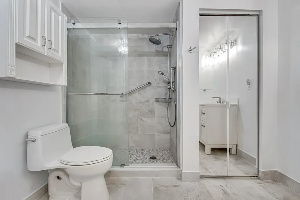 2105 Lavers Circle Delray Beach FL 33444