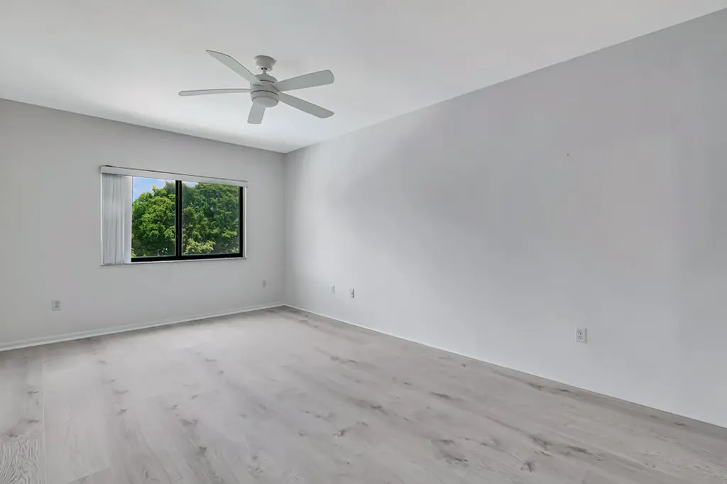 2105 Lavers Circle Delray Beach FL 33444
