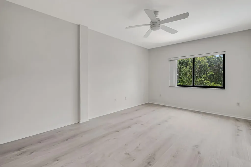 2105 Lavers Circle Delray Beach FL 33444