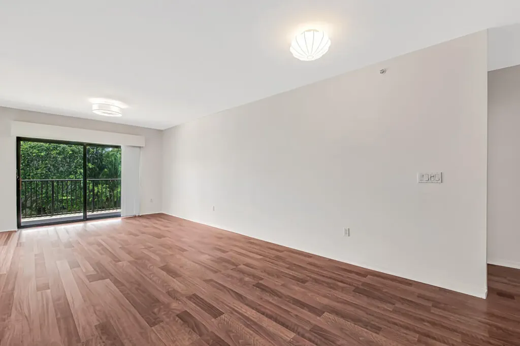 2105 Lavers Circle Delray Beach FL 33444