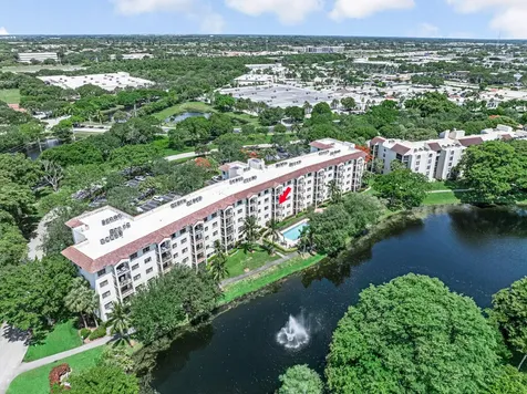 2105 Lavers Circle Delray Beach FL 33444