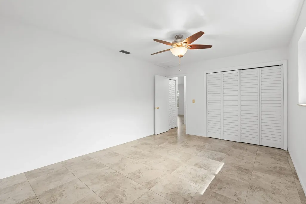 736 - 738 NE 36th Street Oakland Park FL 33334