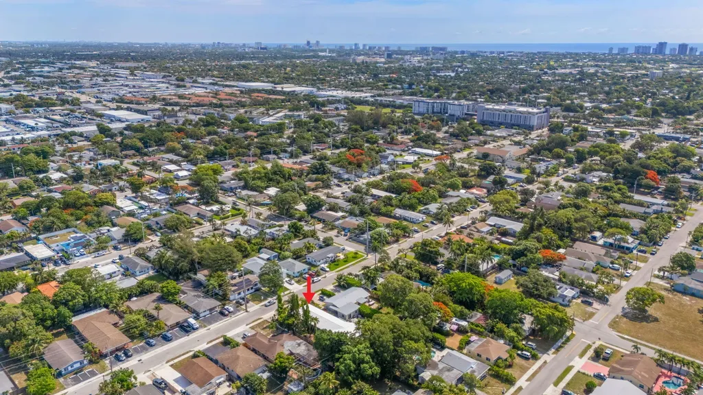 736 - 738 NE 36th Street Oakland Park FL 33334