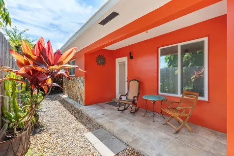 736 NE 36th Street Oakland Park FL 33334