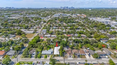 736 - 738 NE 36th Street Oakland Park FL 33334