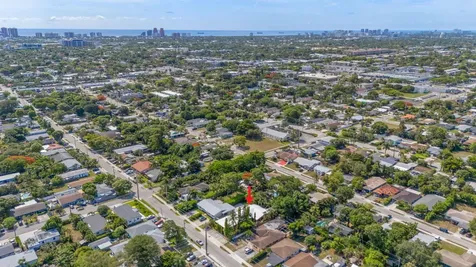 736 - 738 NE 36th Street Oakland Park FL 33334