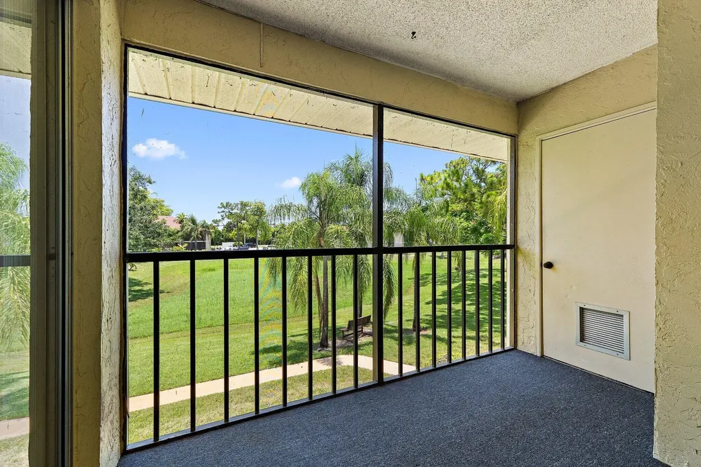6531 Chasewood Drive Jupiter FL 33458