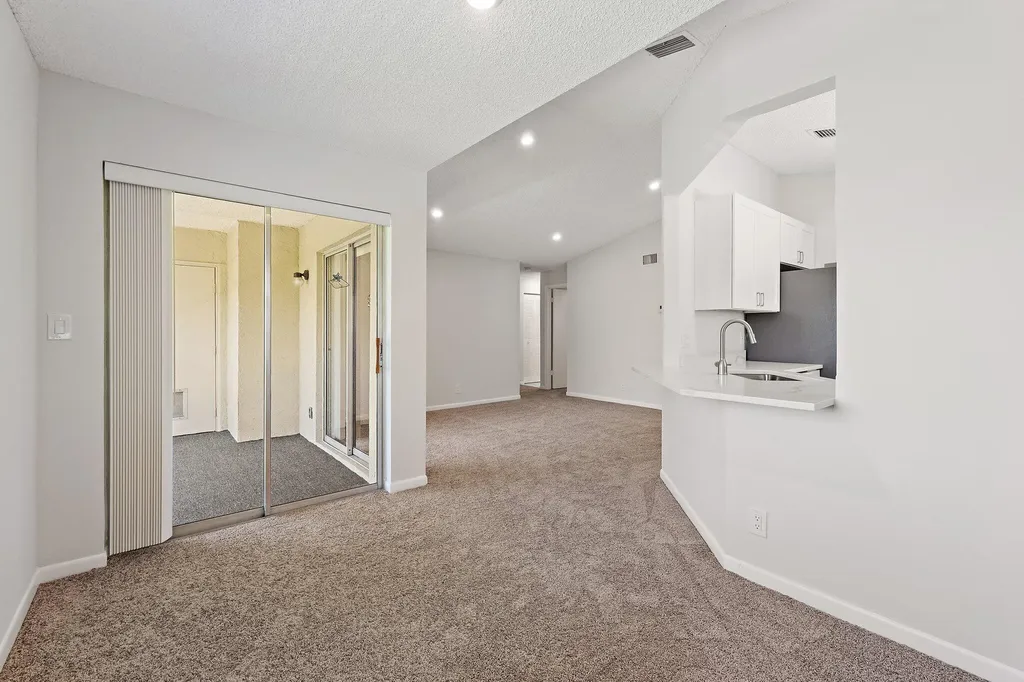 6531 Chasewood Drive Jupiter FL 33458