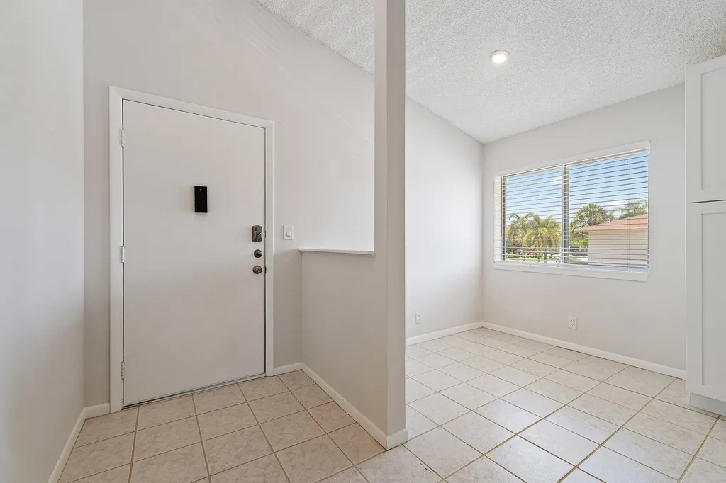 6531 Chasewood Drive Jupiter FL 33458