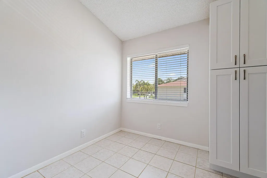 6531 Chasewood Drive Jupiter FL 33458