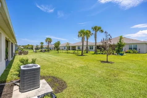 843 Persimmon Place Fort Pierce FL 34981