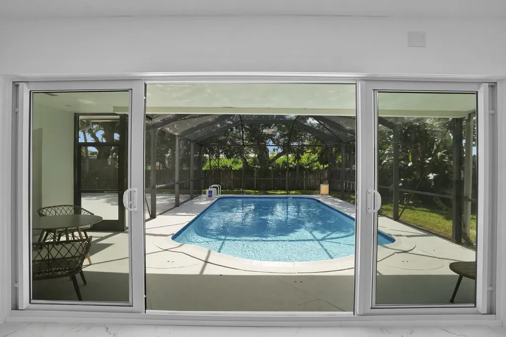 2030 N 54th Avenue Hollywood FL 33021