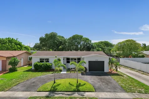2030 N 54th Avenue Hollywood FL 33021