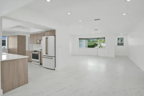 2030 N 54th Avenue Hollywood FL 33021