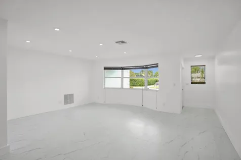 2030 N 54th Avenue Hollywood FL 33021