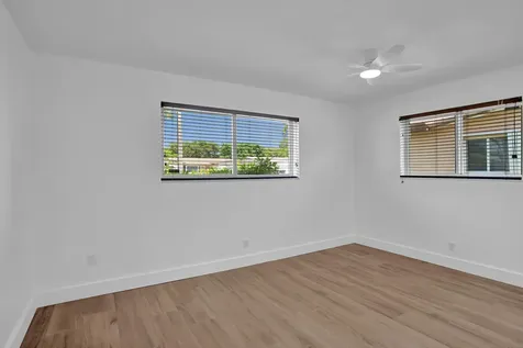 2030 N 54th Avenue Hollywood FL 33021