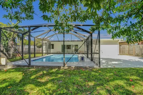 2030 N 54th Avenue Hollywood FL 33021