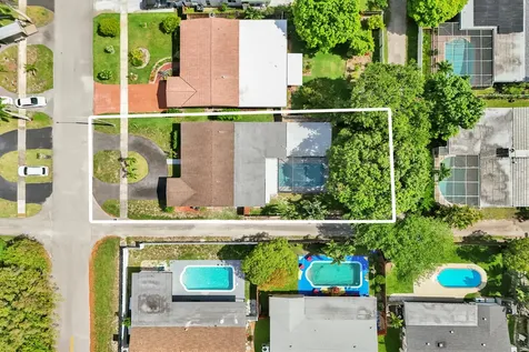 2030 N 54th Avenue Hollywood FL 33021