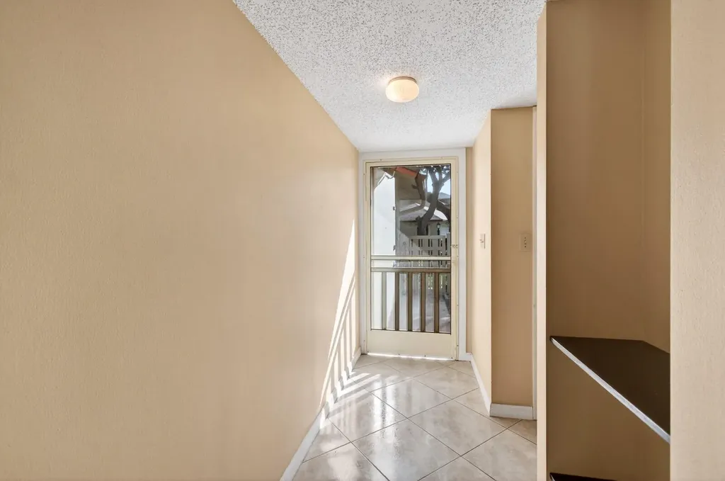 3951 NE 19th Road Pompano Beach FL 33064