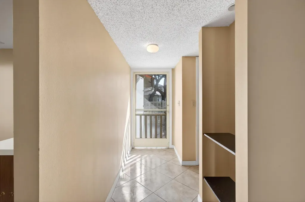 3951 NE 19th Road Pompano Beach FL 33064