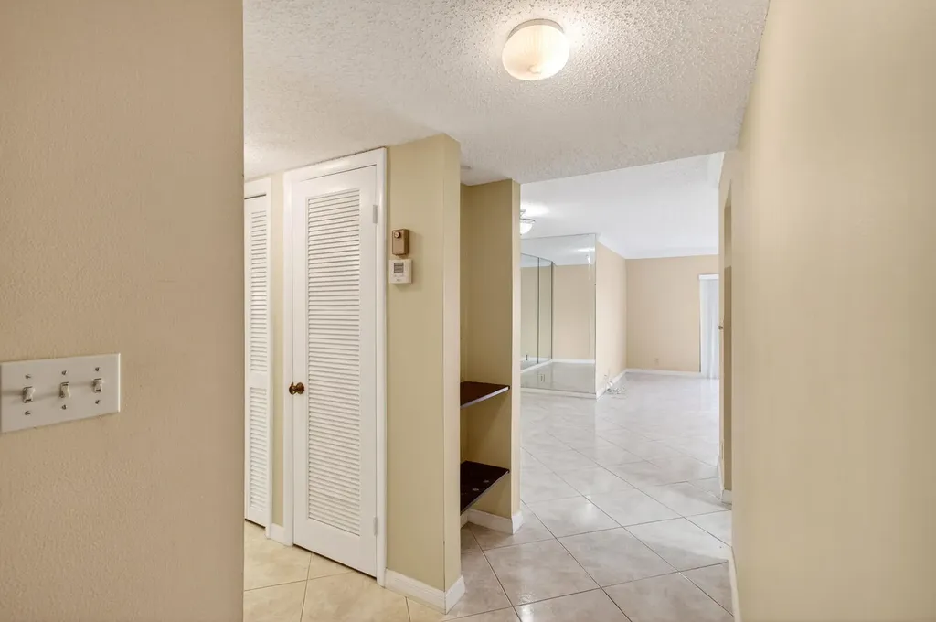 3951 NE 19th Road Pompano Beach FL 33064
