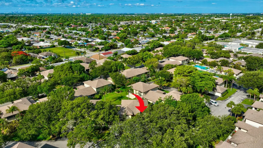 3951 NE 19th Road Pompano Beach FL 33064