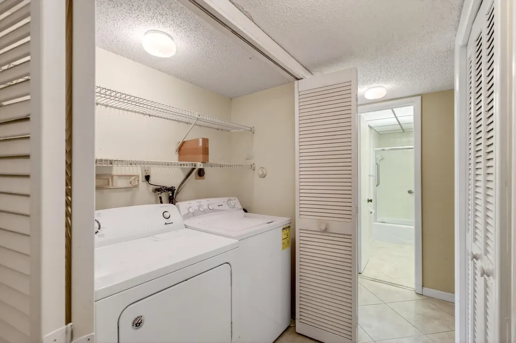 3951 NE 19th Road Pompano Beach FL 33064