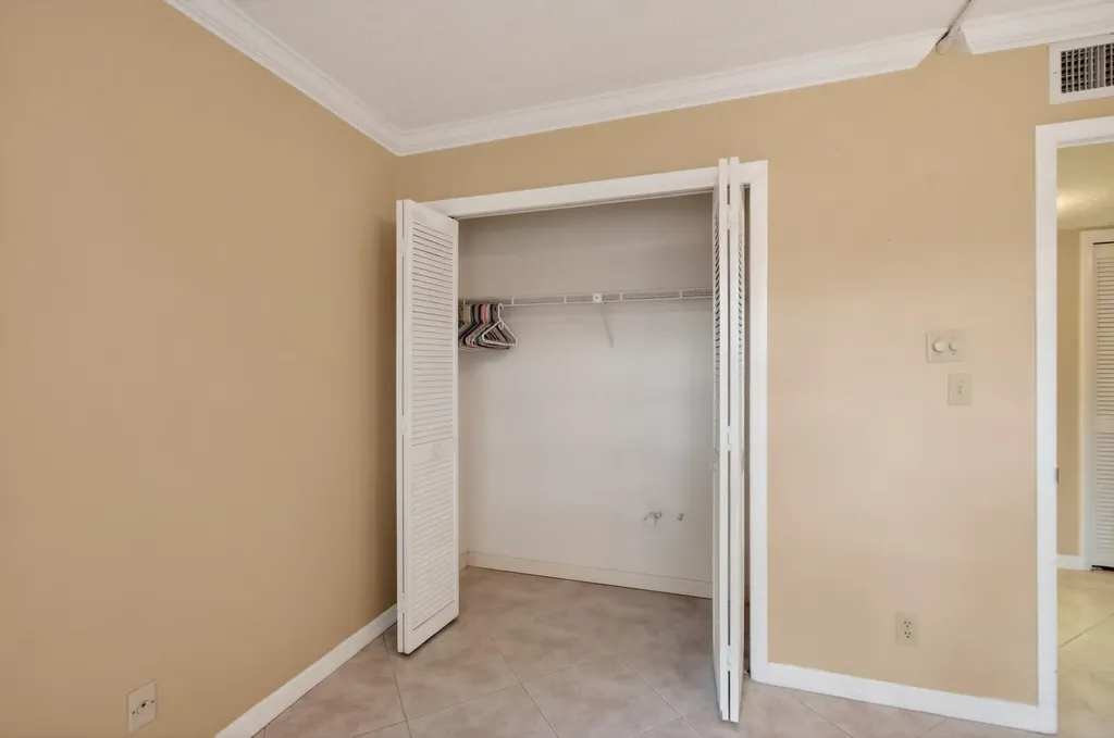 3951 NE 19th Road Pompano Beach FL 33064
