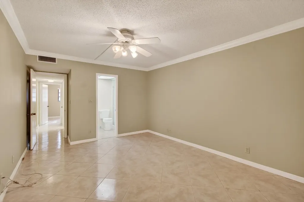 3951 NE 19th Road Pompano Beach FL 33064