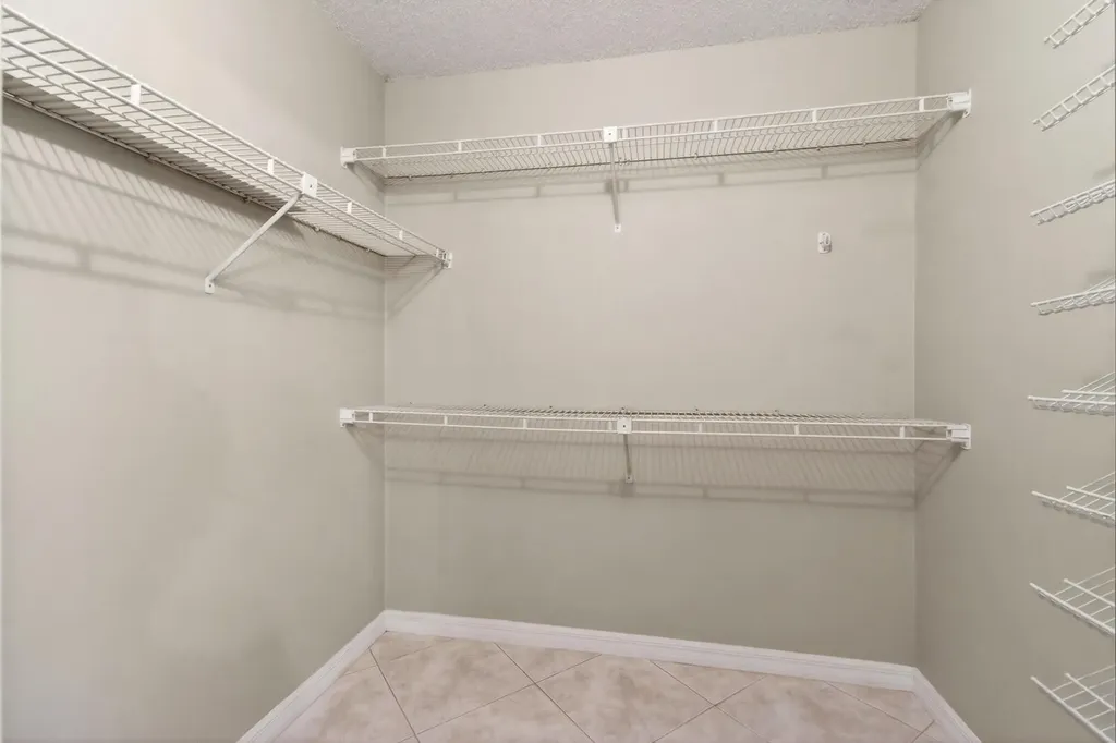 3951 NE 19th Road Pompano Beach FL 33064