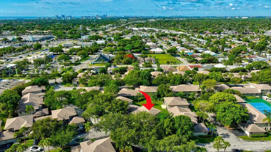 3951 NE 19th Road Pompano Beach FL 33064