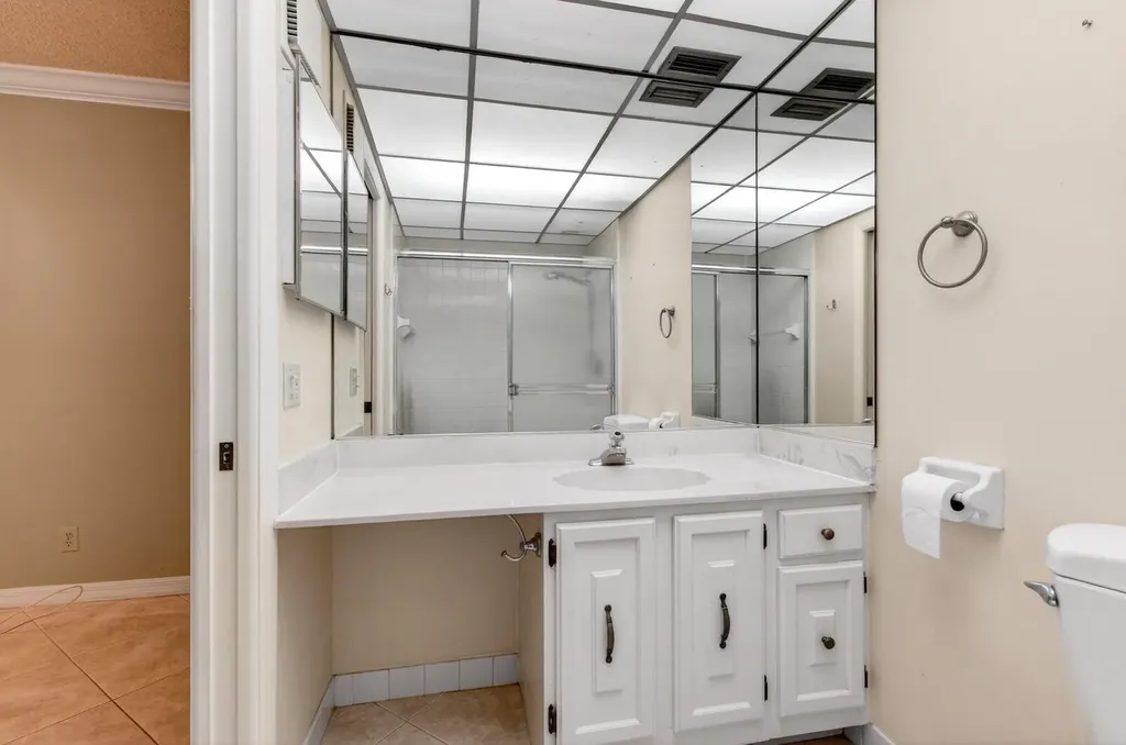 3951 NE 19th Road Pompano Beach FL 33064
