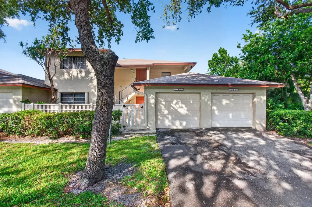 3951 NE 19th Road Pompano Beach FL 33064