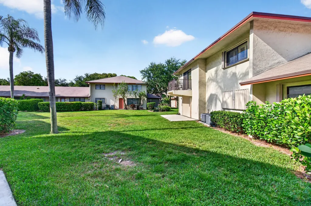 3951 NE 19th Road Pompano Beach FL 33064
