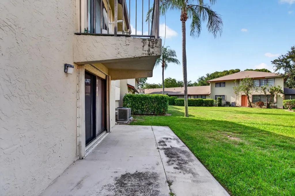 3951 NE 19th Road Pompano Beach FL 33064