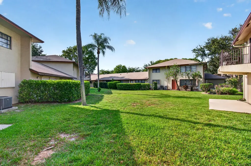 3951 NE 19th Road Pompano Beach FL 33064