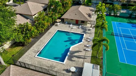 3951 NE 19th Road Pompano Beach FL 33064