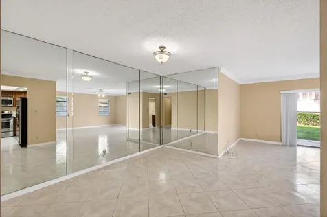 3951 NE 19th Road Pompano Beach FL 33064