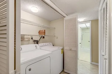 3951 NE 19th Road Pompano Beach FL 33064