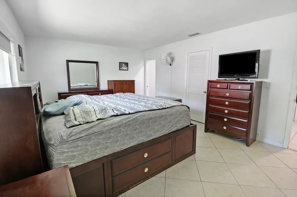 3721 NW 108th Drive Coral Springs FL 33065