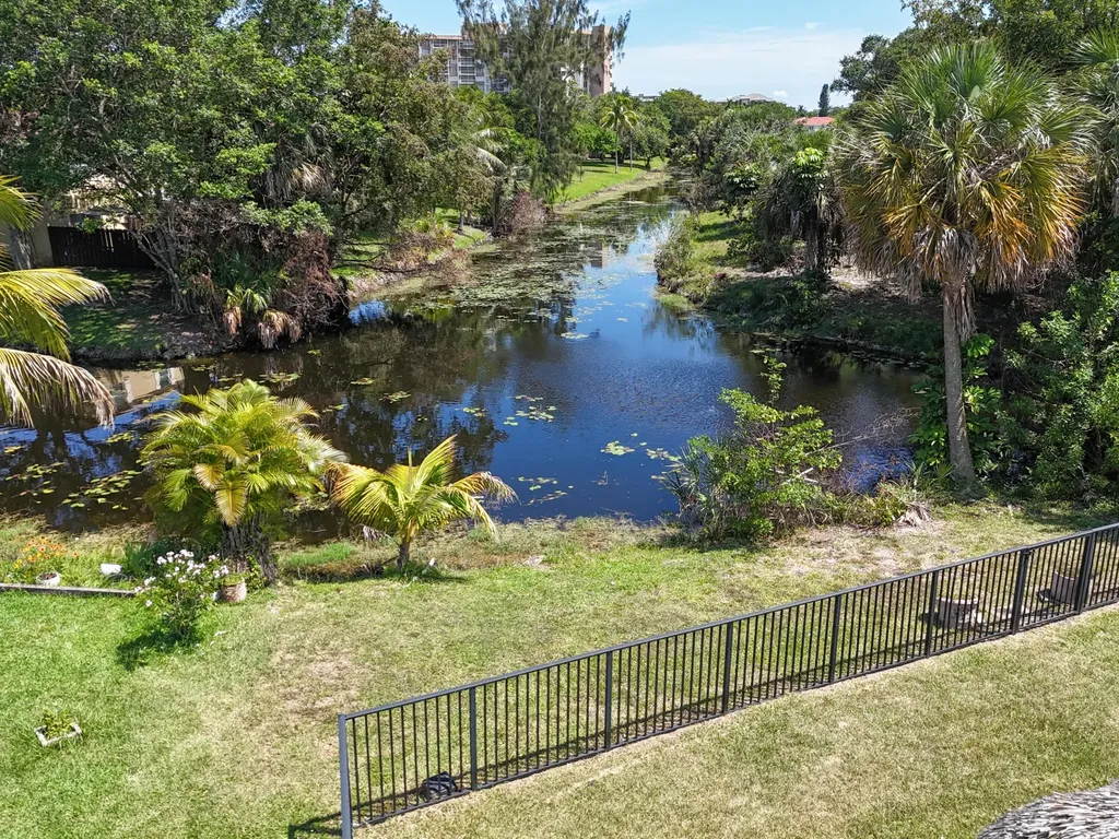 3721 NW 108th Drive Coral Springs FL 33065