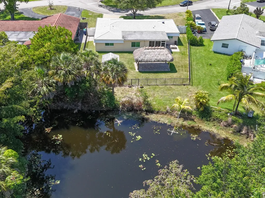3721 NW 108th Drive Coral Springs FL 33065